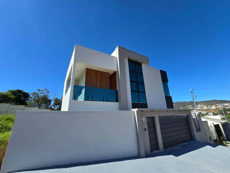 Casas - Residências unifamiliares